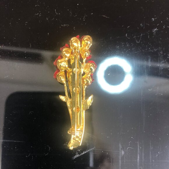Vintage Red Roses Brooch Pin Metal Gold Toned Jewelry M 12 Valentines Old Money - Picture 9 of 14
